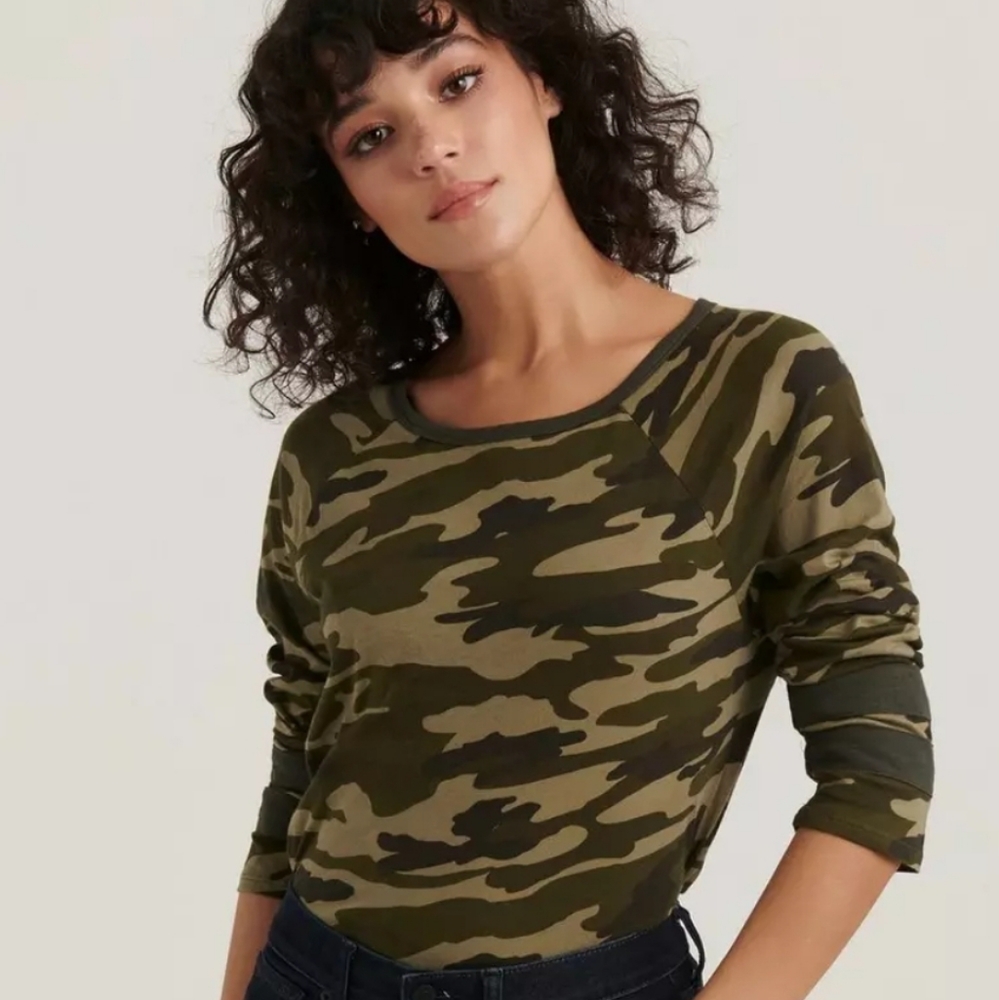 Lucky Brand Camo Green Athletic Tee Large - Picture 1 of 6